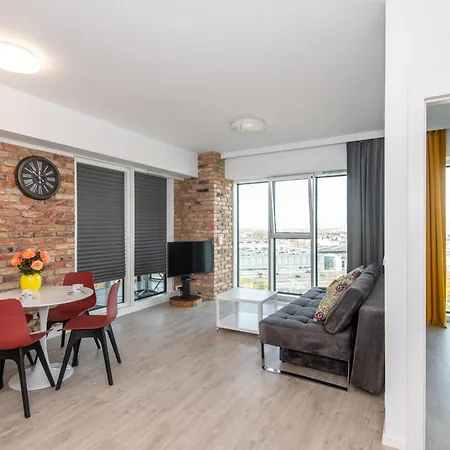 Benthos Towarowa * Posen