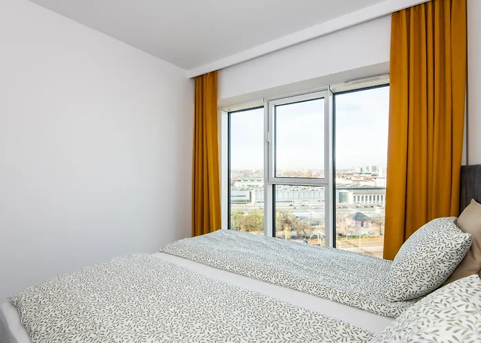 Benthos Towarowa * Posen