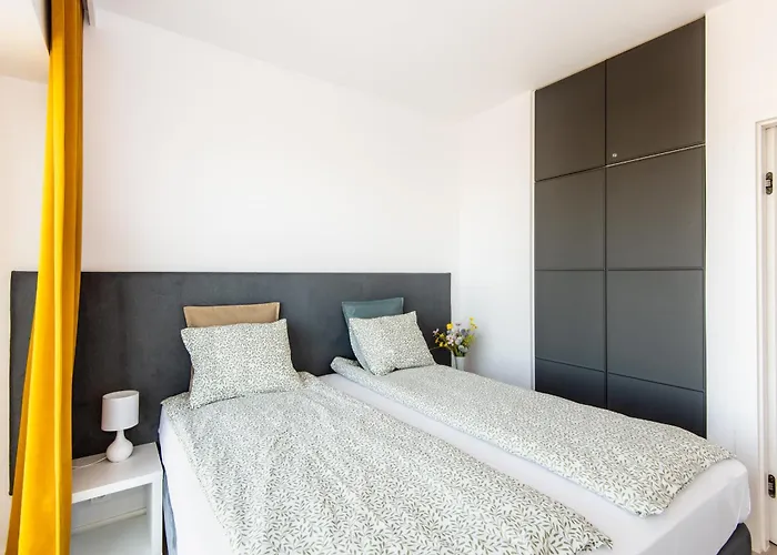 Benthos Towarowa Apartamento *